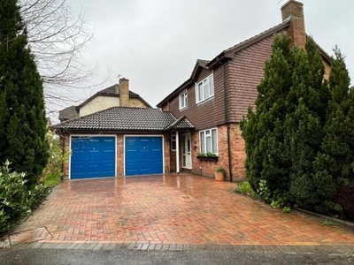 4 Bedroom House Basingstoke Hampshire