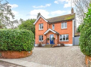 4 Bedroom House Cookham Windsor And Maidenhead