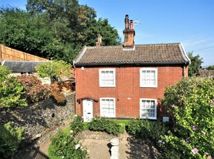 4 bedroom house for rent in Carrow Hill, Norwich, , NR1