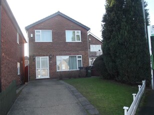 4 bedroom house for rent in Southdale Road, Carlton, NG4