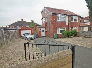 4 bedroom semi-detached house for rent in Bankfield Grove, Burley, Leeds, LS4