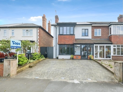 4 bedroom semi-detached house for sale in Florence Road, Sutton Coldfield, B73