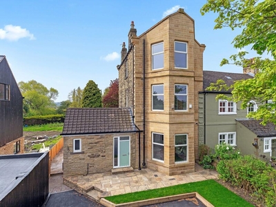 4 bedroom semi-detached house for sale in Hillthorpe, Pudsey, West Yorkshire, LS28