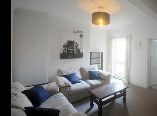4 bedroom terraced house for rent in Gloucester Road, Cheltenham, GL51