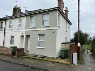 4 bedroom terraced house for rent in Marle Hill Road, Cheltenham, GL50