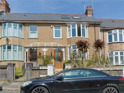 4 bedroom terraced house for sale in Dale Gardens, Plymouth, Devon, PL4
