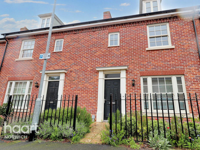 4 bedroom town house for sale in Geoffrey Road, Norwich, NR1