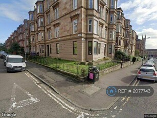 5 bedroom flat for rent in Garthland Drive, Glasgow, G31