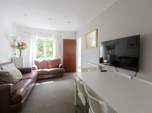 5 bedroom house share for rent in Bantock Way, Harborne, Birmingham, B17