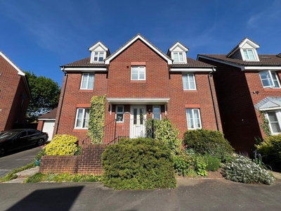6 bedroom detached house for sale in Speedwell Close, Pontprennau, Cardiff, CF23