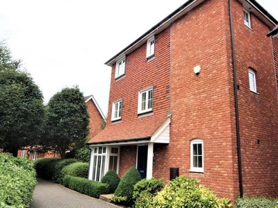 Detached house to rent in Ames Way, Kings Hill, West Malling ME19