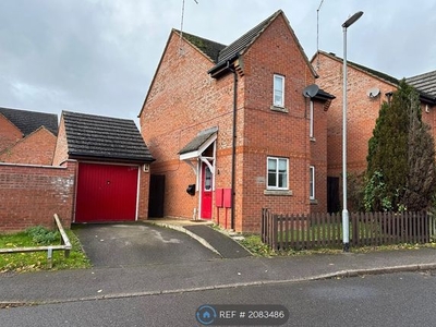 Detached house to rent in Edgehill Drive, Daventry NN11