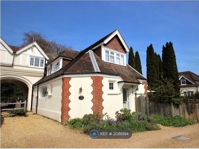 Detached house to rent in Hammerwood Road, East Grinstead RH19