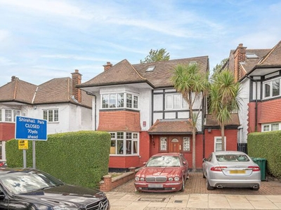 Detached house to rent in Shirehall Park, Hendon, London NW4