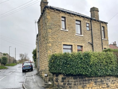 End terrace house to rent in Commonside, Batley WF17
