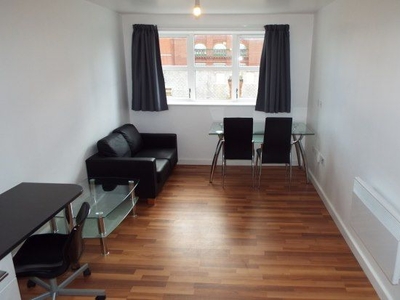 Flat to rent in 9 Erskine Street, Leicester LE1