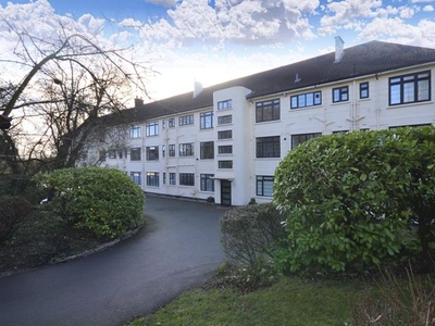 Flat to rent in Christchurch Place, Christchurch Mount, Epsom, Surrey KT19