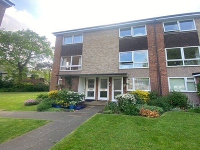 Flat to rent in Eldon Drive, Sutton Coldfield B76