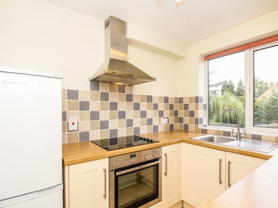Flat to rent in Hawkswell Gardens, Oxford OX2