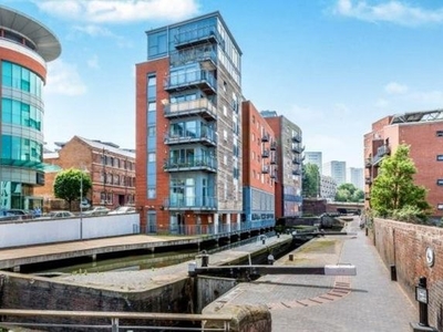 Flat to rent in Islington Gates, Fleet Street, Birmingham B3