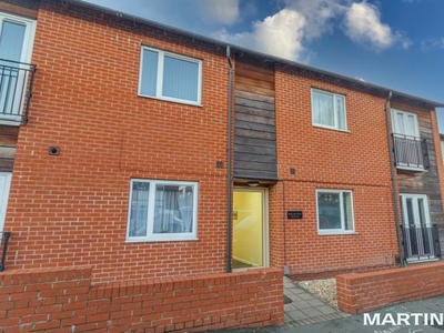 Flat to rent in Jefferson Place, Grafton Road, West Bromwich B71