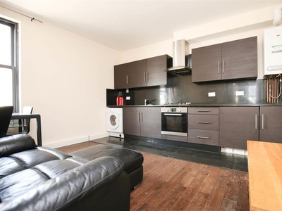 Flat to rent in Leazes Park Road, Newcastle Upon Tyne NE1