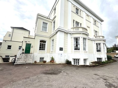Flat to rent in Park Place, Cheltenham, Gloucestershire GL50