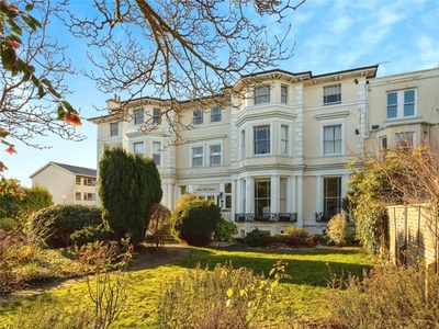 Flat to rent in Rose Hill House, Clarence Road, Tunbridge Wells, Kent TN1