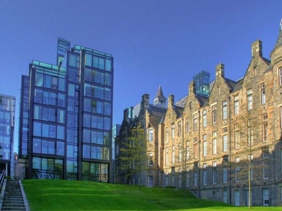 Flat to rent in Simpson Loan, Qmile, Edinburgh EH3