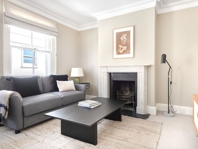 Flat to rent in South Kensington, London SW7
