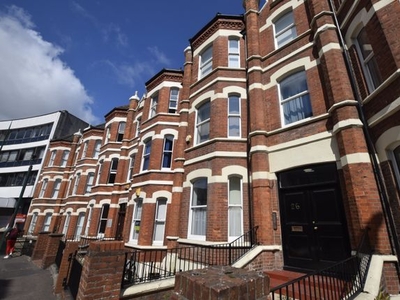 Flat to rent in St. Peters Road, Bournemouth BH1