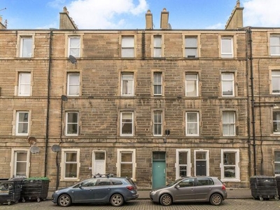 Flat to rent in Thorntree Street, Leith, Edinburgh EH6