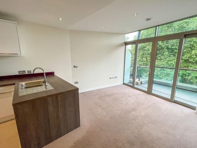 Flat to rent in Waterside North, Lincoln LN2