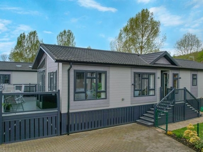 Mobile/park home for sale in Welford Chase, Welford On Avon, Stratford-Upon-Avon CV37