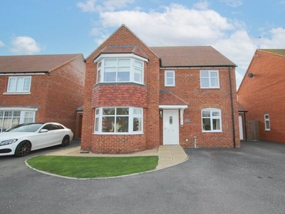 Property to rent in Harris Close, Newton Leys, Bletchley, Milton Keynes MK3