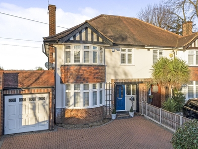 Semi-detached House for sale - London Lane, Kent, BR1