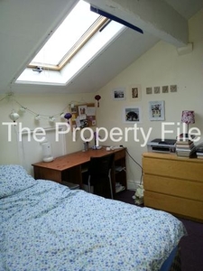 Semi-detached house to rent in Granville Road, Fallowfield M14