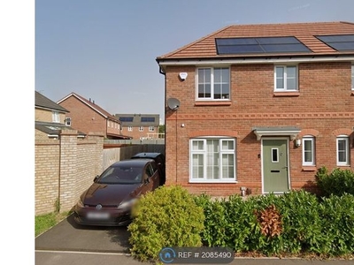 Semi-detached house to rent in Hastings Gardens, Stockport SK5