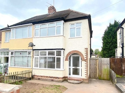 Semi-detached house to rent in Lynton Avenue, Wolverhampton WV6