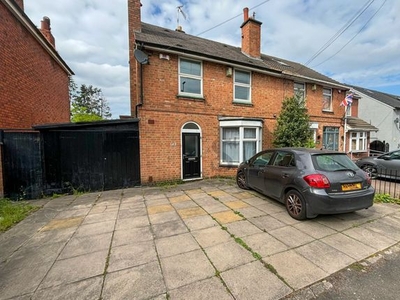 Semi-detached house to rent in Uppingham Road, Leicester LE5