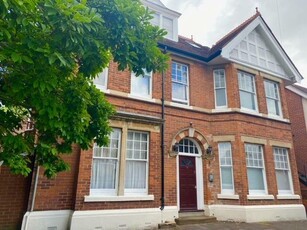 Studio flat for rent in New Dover Road, CANTERBURY, CT1