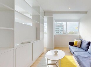 Studio flat for rent in Olympic Way, HA9