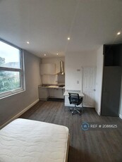Studio flat for rent in Walker Street, Nottingham, NG2