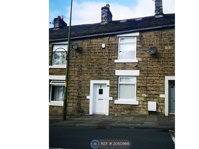 Terraced house to rent in Mottram Road, Broadbottom SK14