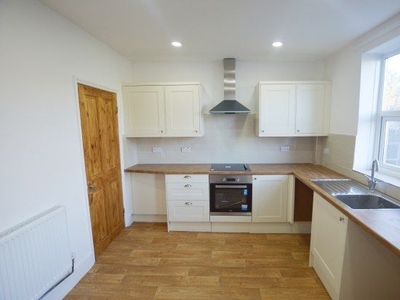 Terraced house to rent in Queens Road, Sheffield S20