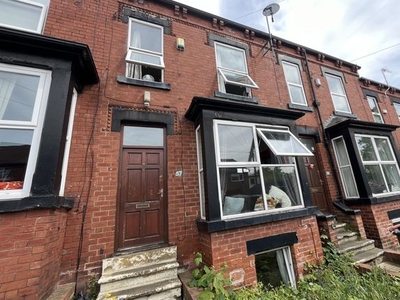 Terraced house to rent in Richmond Avenue, Leeds, West Yorkshire LS6