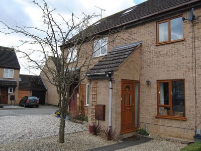 Terraced house to rent in The Springs, Witney, Oxon OX28