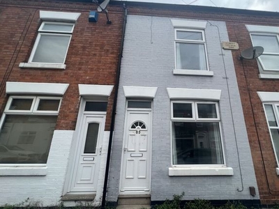 Terraced house to rent in Vernon Road, Leicester LE2