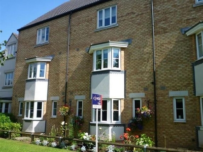 Town house to rent in Castle Court, Stoke Gifford, Bristol BS34