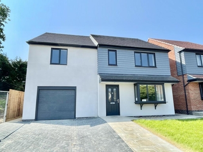 4 bedroom detached house for sale in The Cuttings, Thurnby, Leicester, Leicestershire. LE7 9QZ, LE7